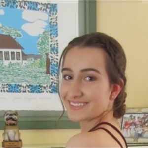 Meet your Posher, Hannah